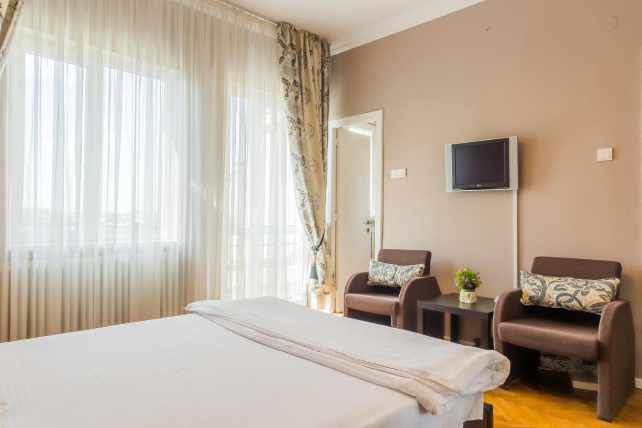 Ferienwohnung Deluxe Cismigiu Park Bukarest Exterior foto